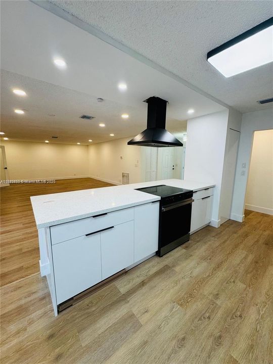 Active With Contract: $590,000 (4 beds, 2 baths, 2273 Square Feet)