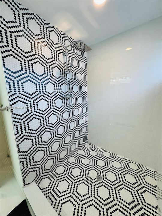 Active With Contract: $590,000 (4 beds, 2 baths, 2273 Square Feet)