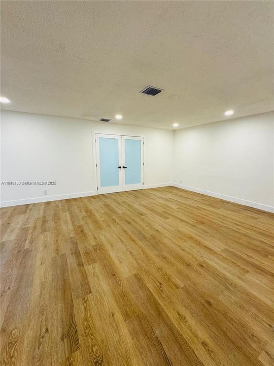 Active With Contract: $590,000 (4 beds, 2 baths, 2273 Square Feet)