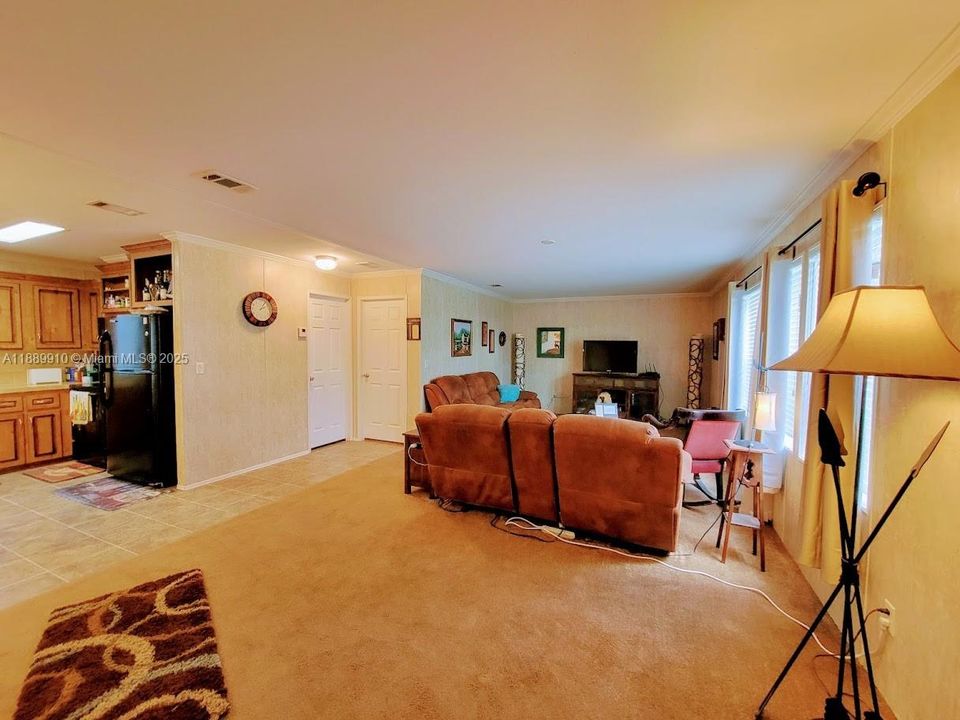 На продажу: $599,900 (2 спален, 2 ванн, 0 Квадратных фут)