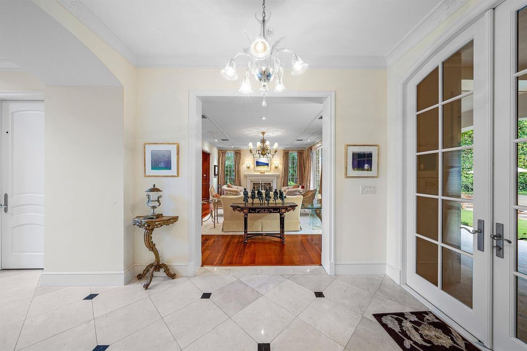 018-242WellsRoad-PalmBeach-FL-33480-SMAL