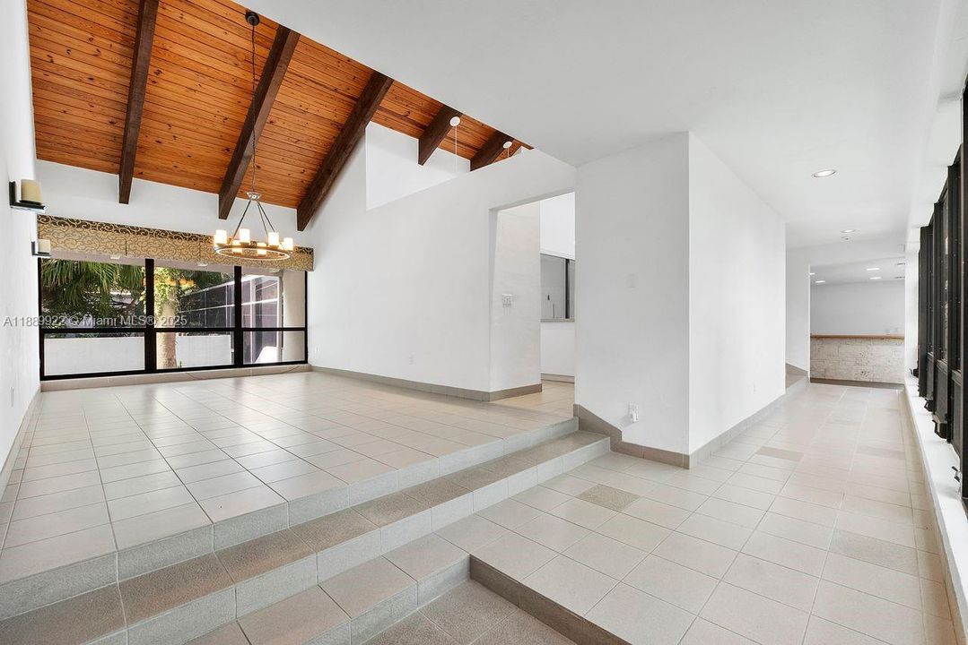 For Sale: $1,650,000 (4 beds, 3 baths, 3248 Square Feet)