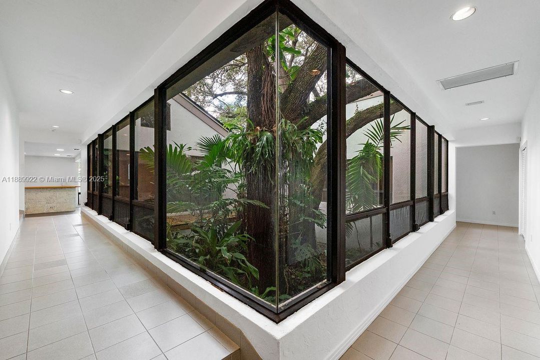 For Sale: $1,650,000 (4 beds, 3 baths, 3248 Square Feet)