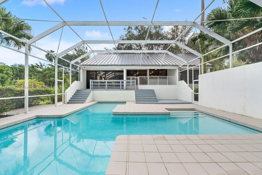 For Sale: $1,650,000 (4 beds, 3 baths, 3248 Square Feet)