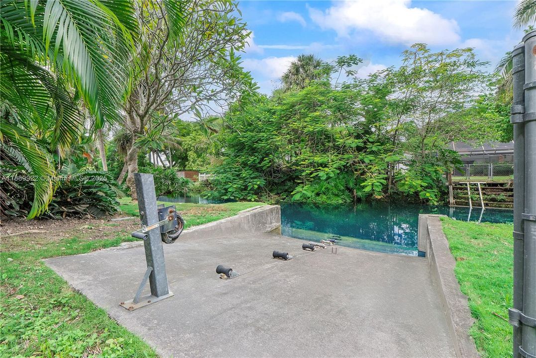 For Sale: $1,650,000 (4 beds, 3 baths, 3248 Square Feet)