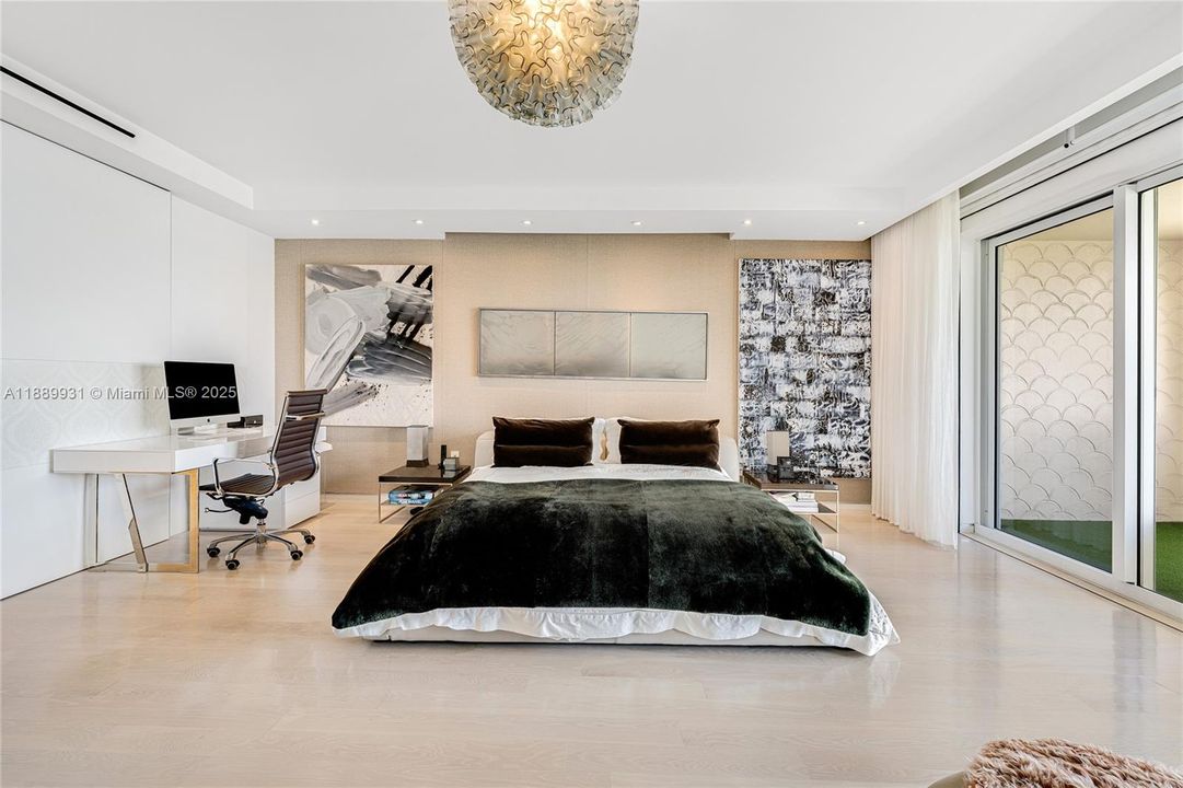 待售: $11,980,000 (4 贝兹, 4 浴室, 4109 平方英尺)