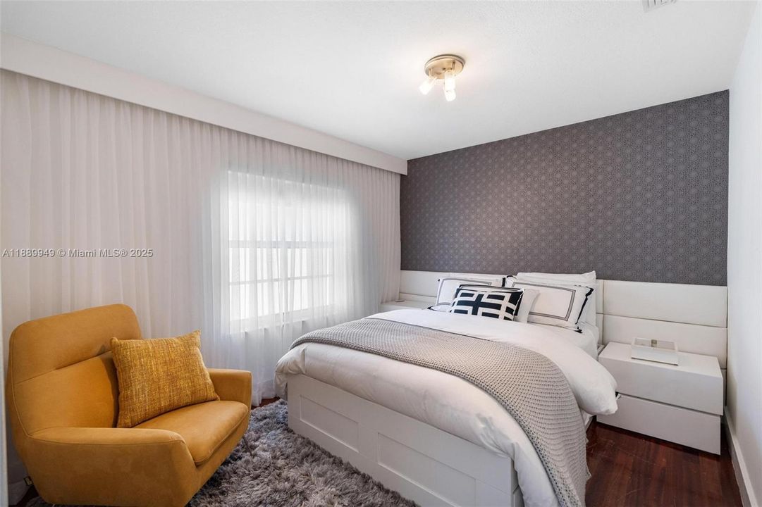 For Sale: $899,000 (3 beds, 2 baths, 1620 Square Feet)