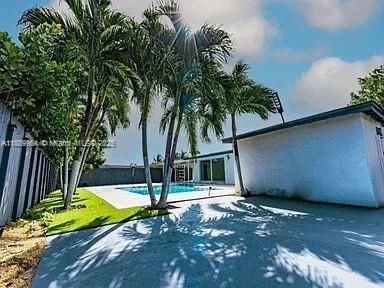 For Rent: $3,500 (3 beds, 2 baths, 0 Square Feet)