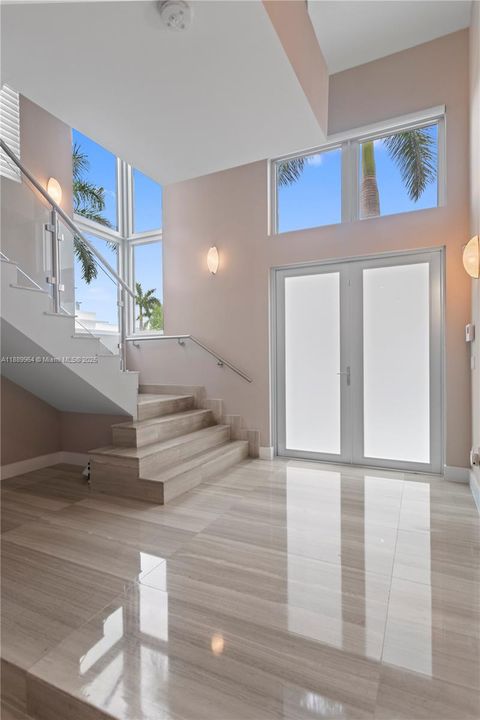 Active With Contract: $1,797,500 (5 beds, 5 baths, 3616 Square Feet)