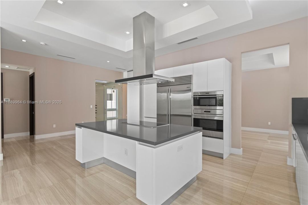 Active With Contract: $1,797,500 (5 beds, 5 baths, 3616 Square Feet)