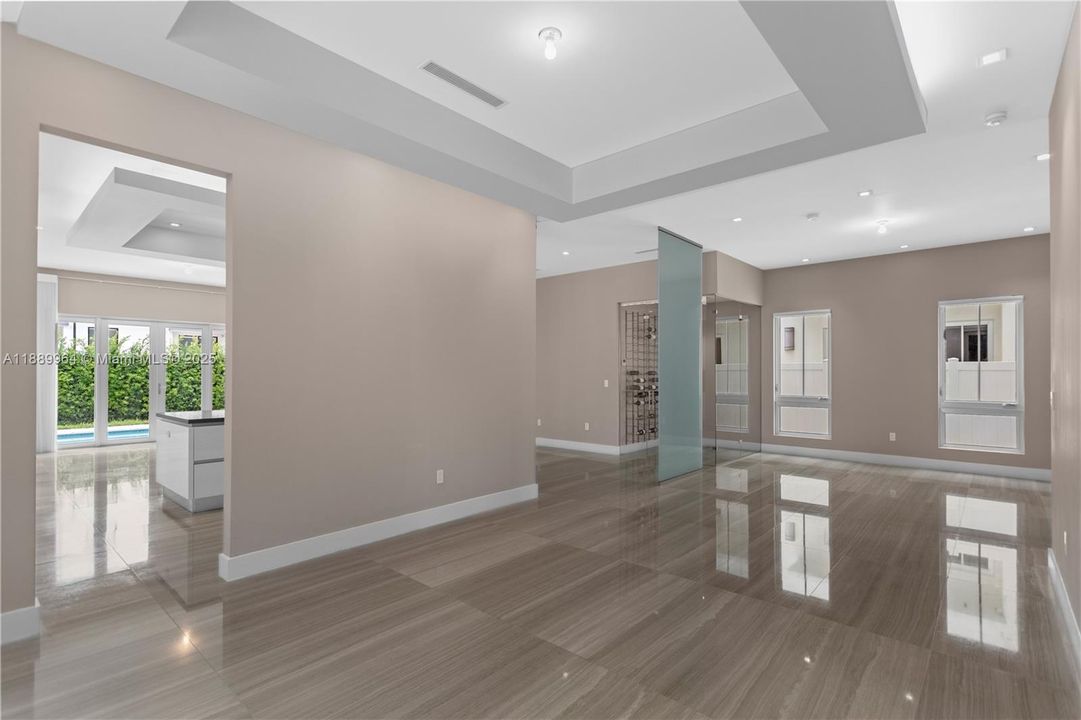 Active With Contract: $1,797,500 (5 beds, 5 baths, 3616 Square Feet)