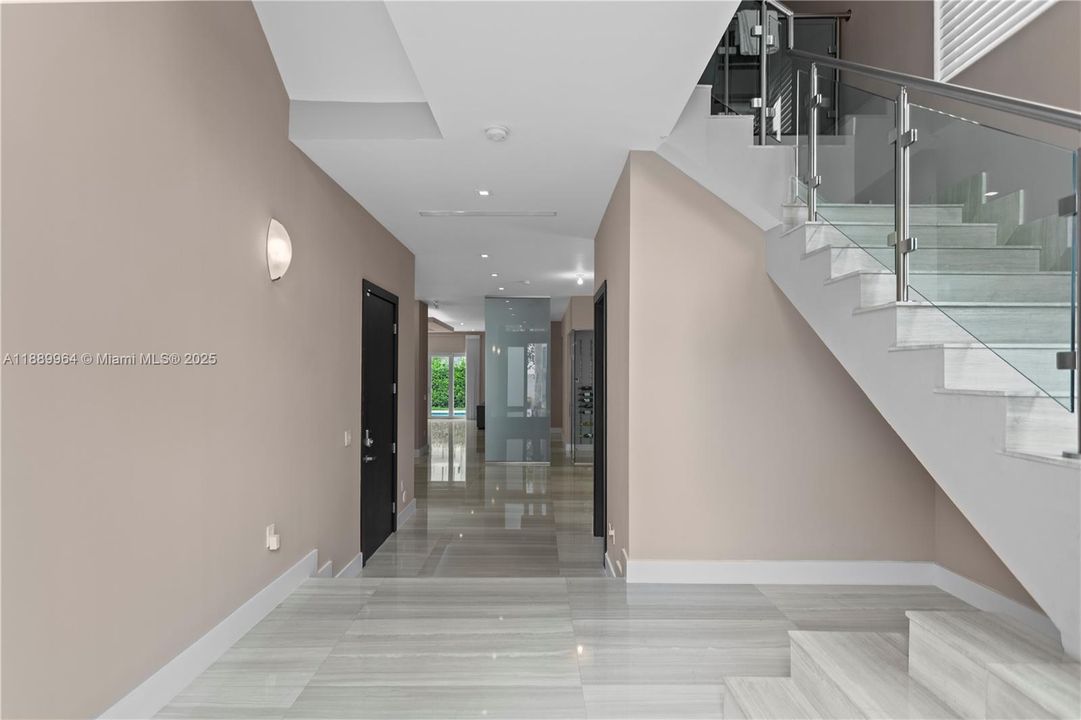 Active With Contract: $1,797,500 (5 beds, 5 baths, 3616 Square Feet)