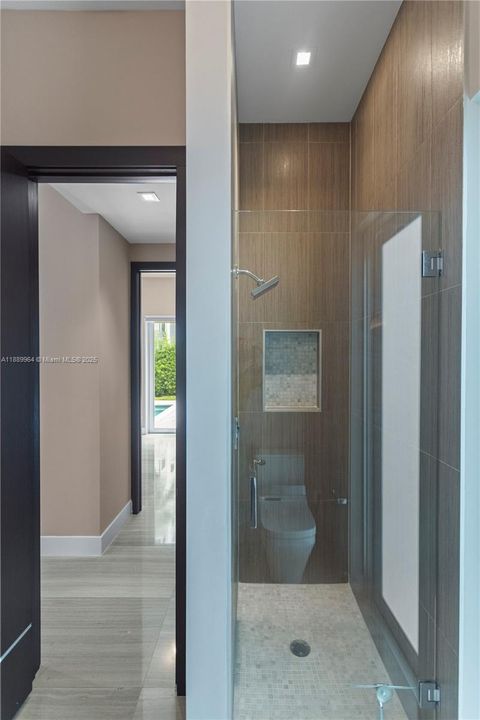 Active With Contract: $1,797,500 (5 beds, 5 baths, 3616 Square Feet)