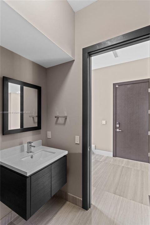 Active With Contract: $1,797,500 (5 beds, 5 baths, 3616 Square Feet)