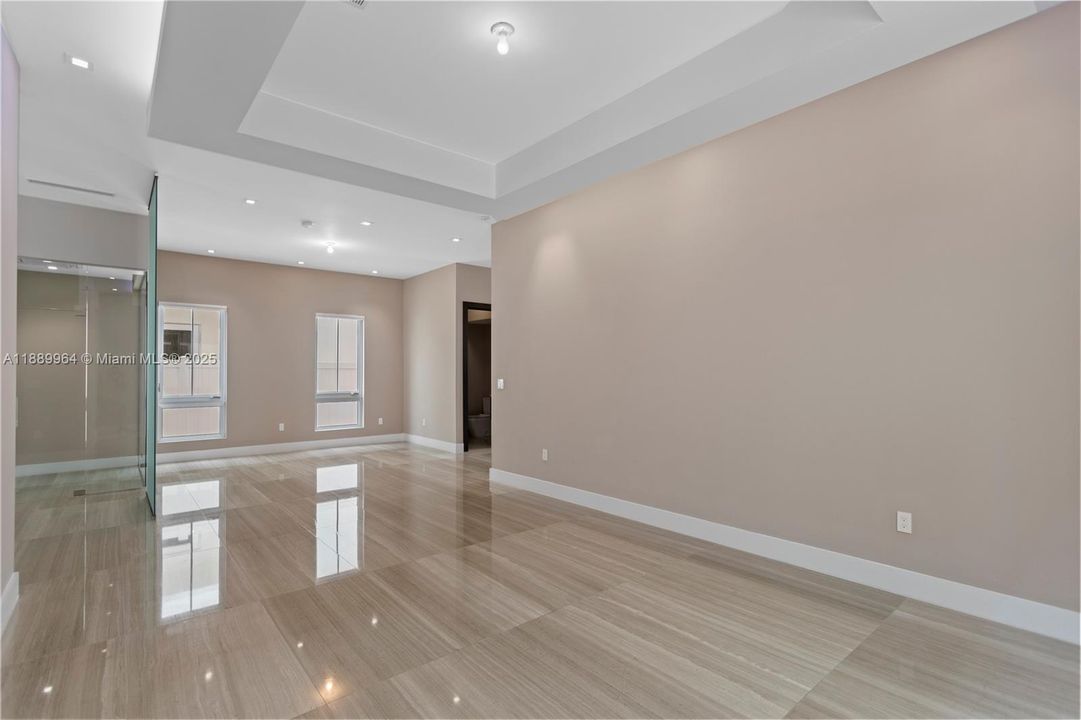 Active With Contract: $1,797,500 (5 beds, 5 baths, 3616 Square Feet)