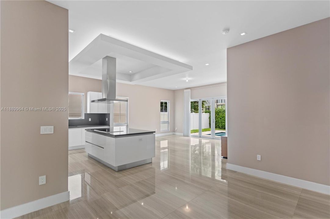 Active With Contract: $1,797,500 (5 beds, 5 baths, 3616 Square Feet)