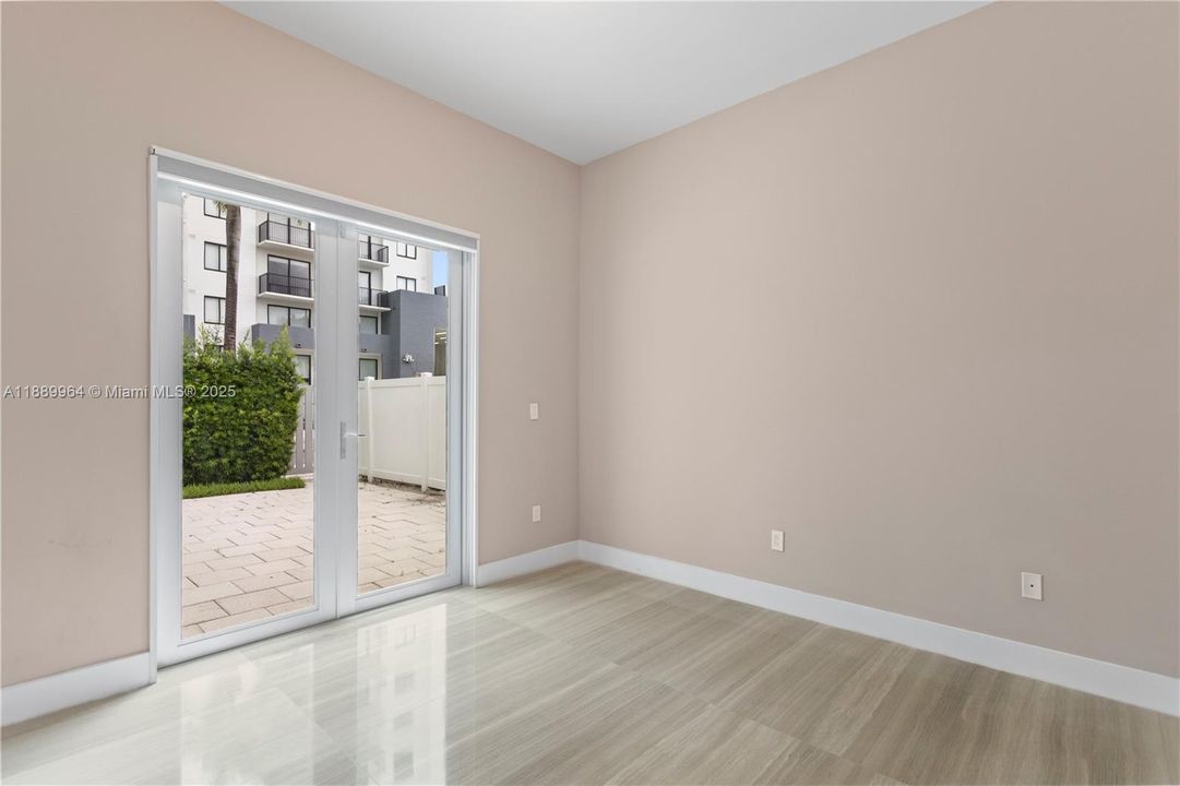 Active With Contract: $1,797,500 (5 beds, 5 baths, 3616 Square Feet)