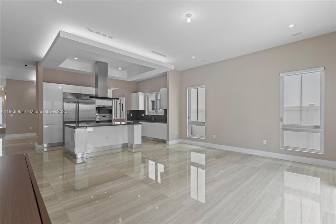 Active With Contract: $1,797,500 (5 beds, 5 baths, 3616 Square Feet)