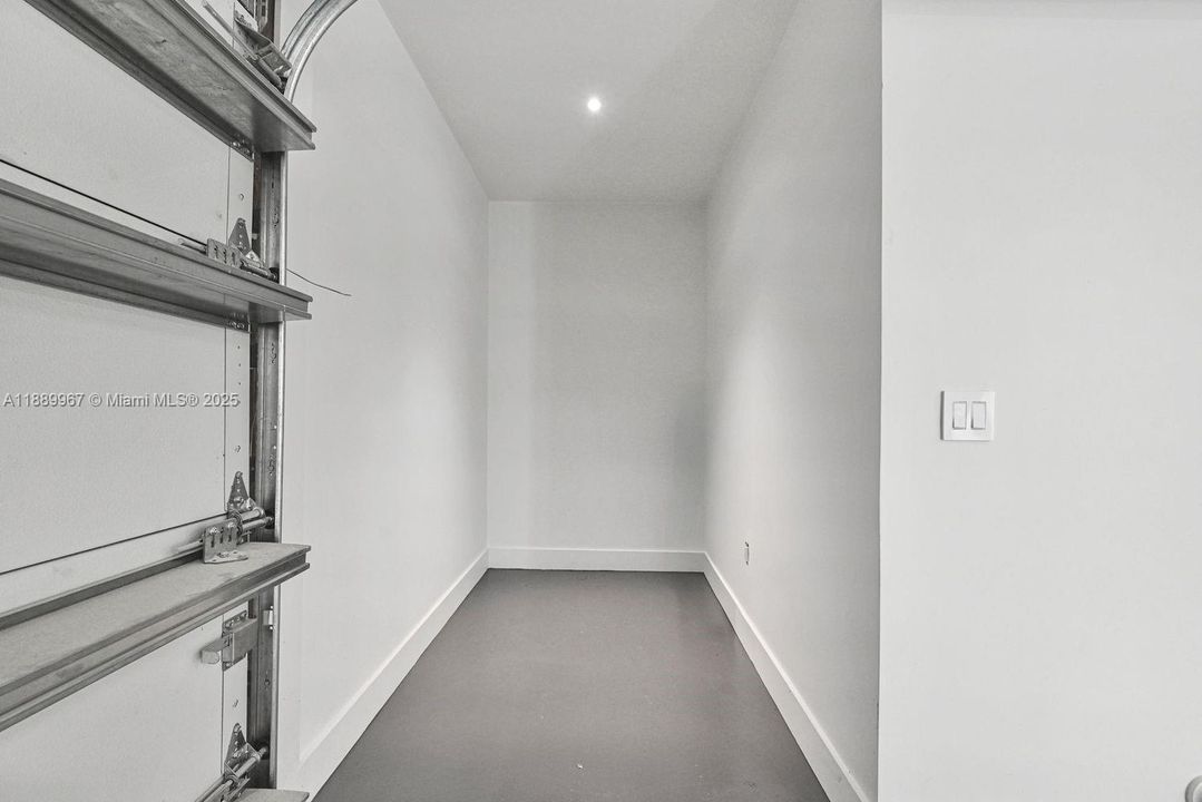 最近售出: $2,150,000 (5 贝兹, 4 浴室, 2652 平方英尺)