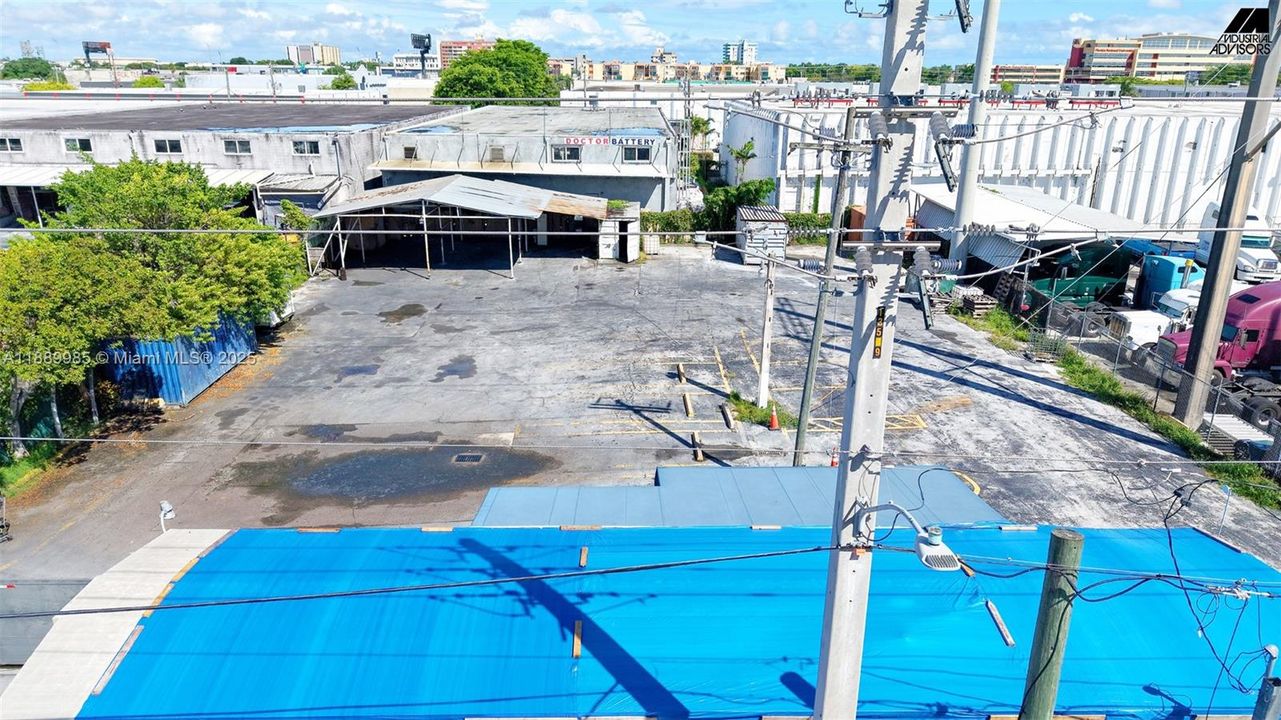 В аренду: $9,750 (0 спален, 0 ванн, 0 Квадратных фут)