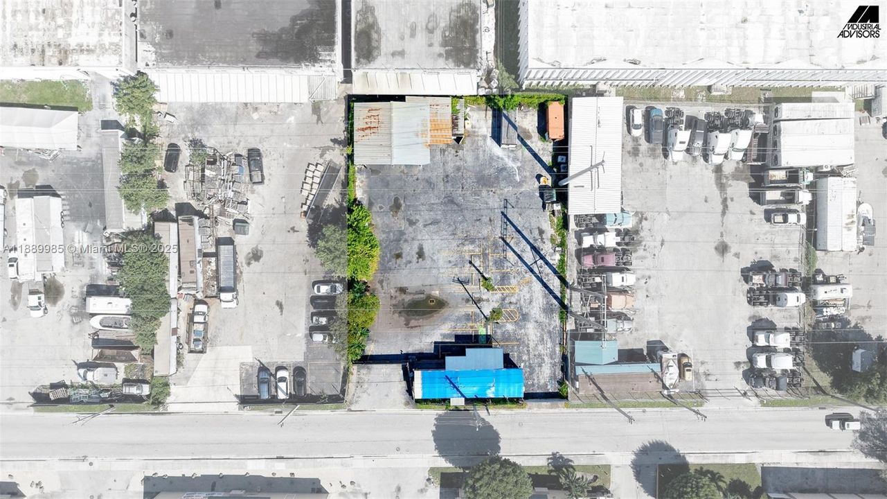 В аренду: $9,750 (0 спален, 0 ванн, 0 Квадратных фут)