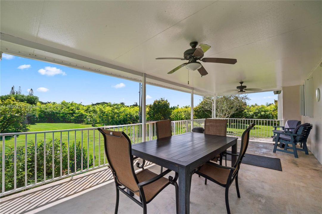 Recently Sold: $1,200,000 (2 beds, 1 baths, 2362 Square Feet)