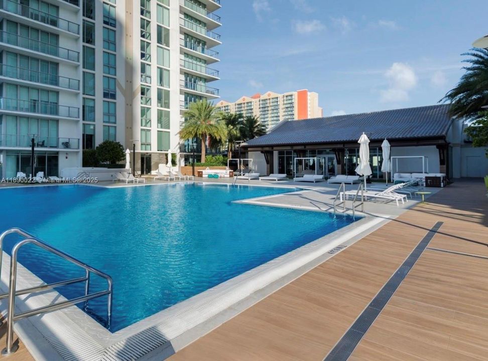 Full Service Pool for the Complex.