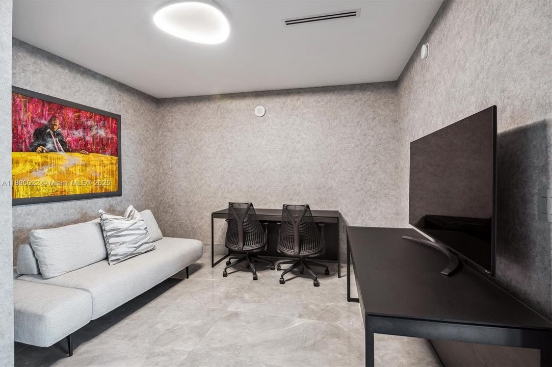 Den / Office Space w/ Built Out Double Sliding Door Closet.