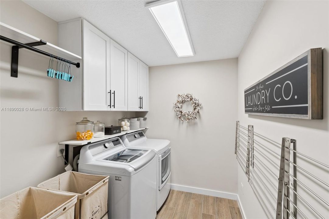 Recently Sold: $675,000 (4 beds, 3 baths, 2475 Square Feet)