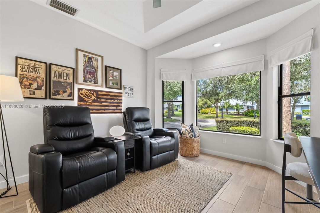 Recently Sold: $675,000 (4 beds, 3 baths, 2475 Square Feet)