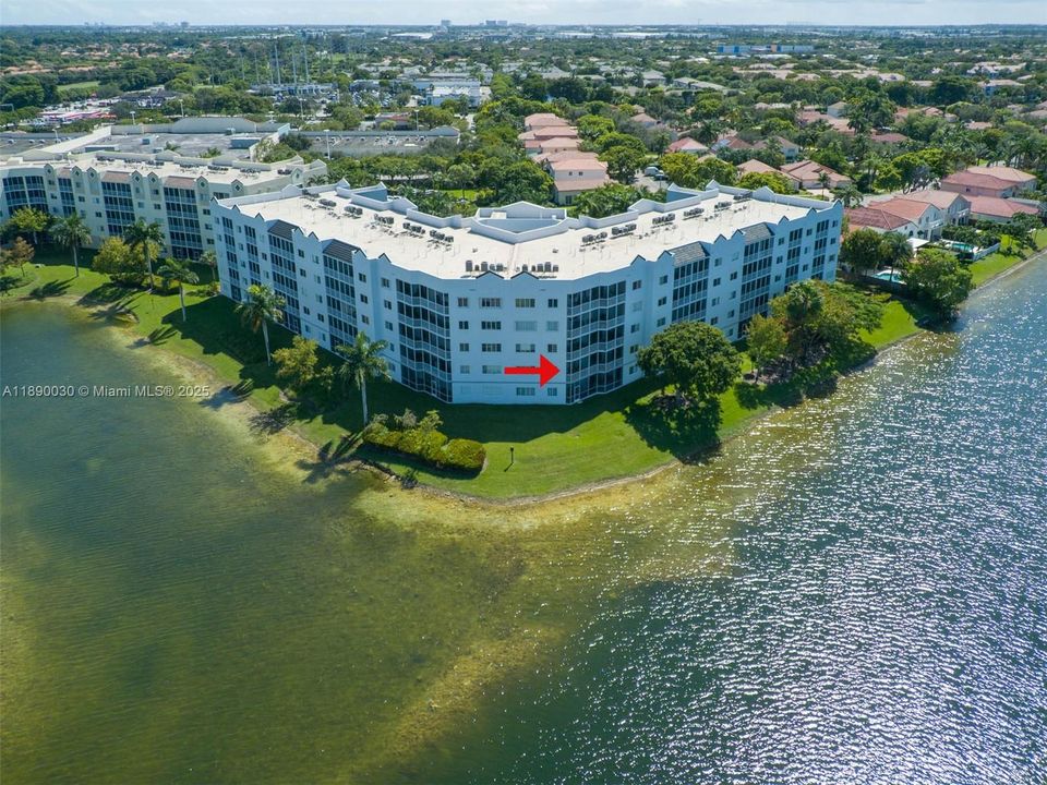 На продажу: $760,000 (3 спален, 2 ванн, 2490 Квадратных фут)