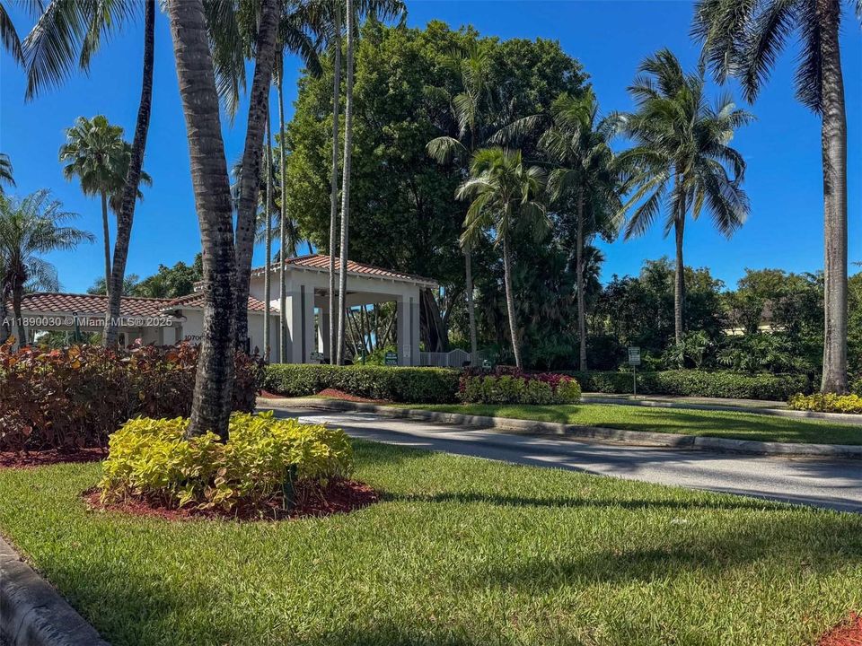 На продажу: $760,000 (3 спален, 2 ванн, 2490 Квадратных фут)