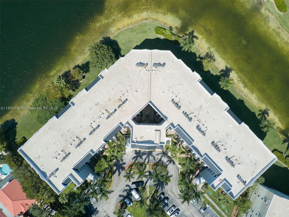 На продажу: $760,000 (3 спален, 2 ванн, 2490 Квадратных фут)