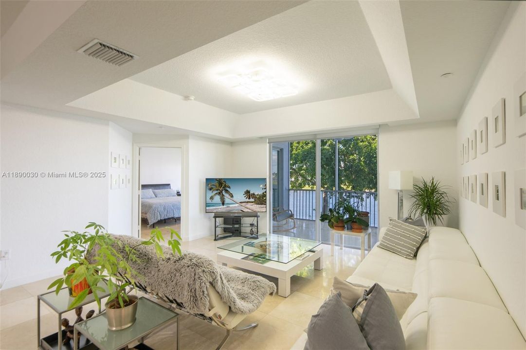 На продажу: $760,000 (3 спален, 2 ванн, 2490 Квадратных фут)