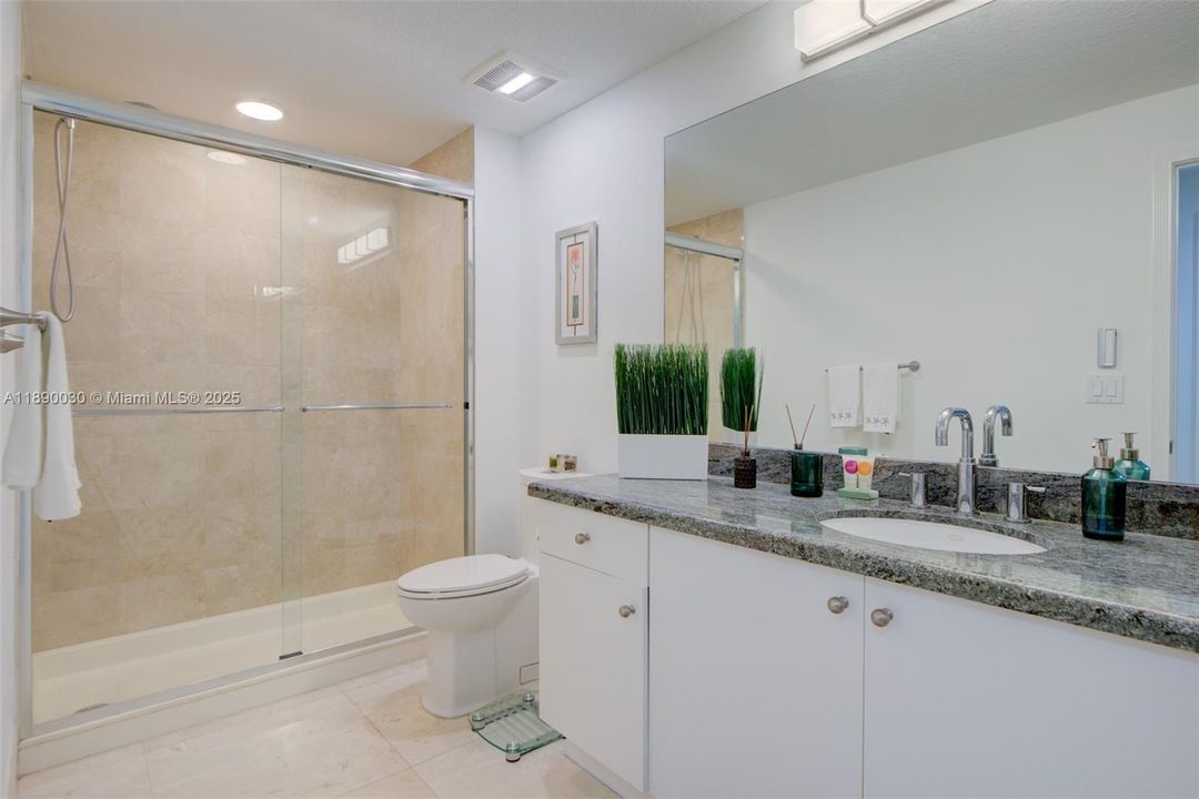 На продажу: $760,000 (3 спален, 2 ванн, 2490 Квадратных фут)