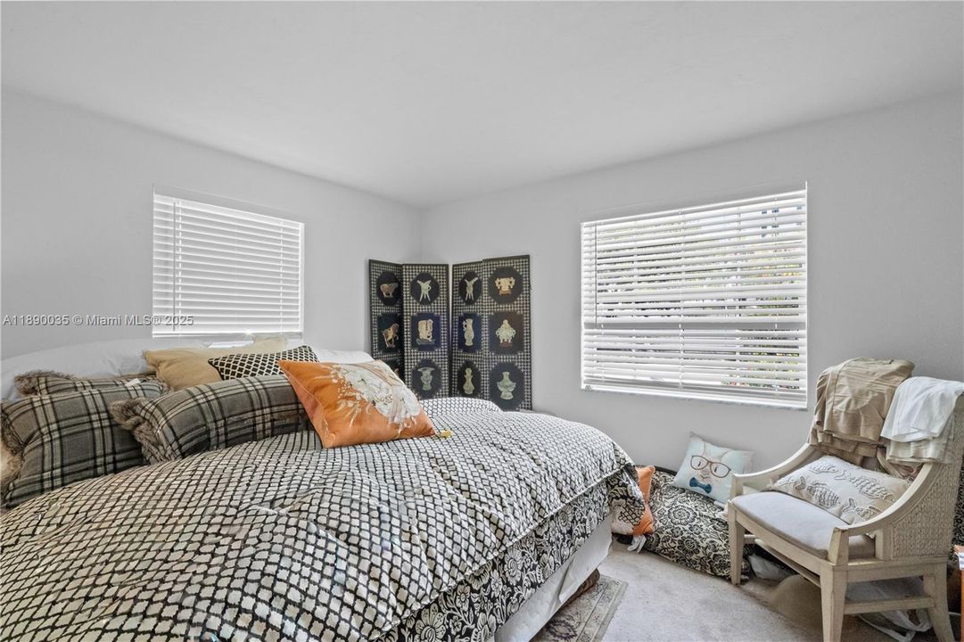 合同活跃: $1,185,000 (0 贝兹, 0 浴室, 3178 平方英尺)