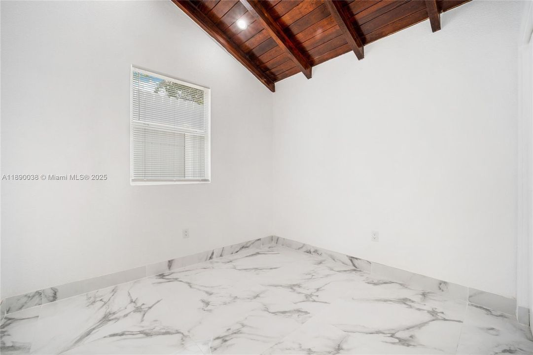 Недавно арендовано: $2,990 (2 спален, 1 ванн, 0 Квадратных фут)