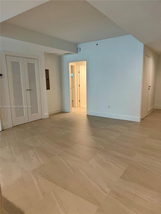 For Sale: $1,200,000 (3 beds, 3 baths, 1706 Square Feet)