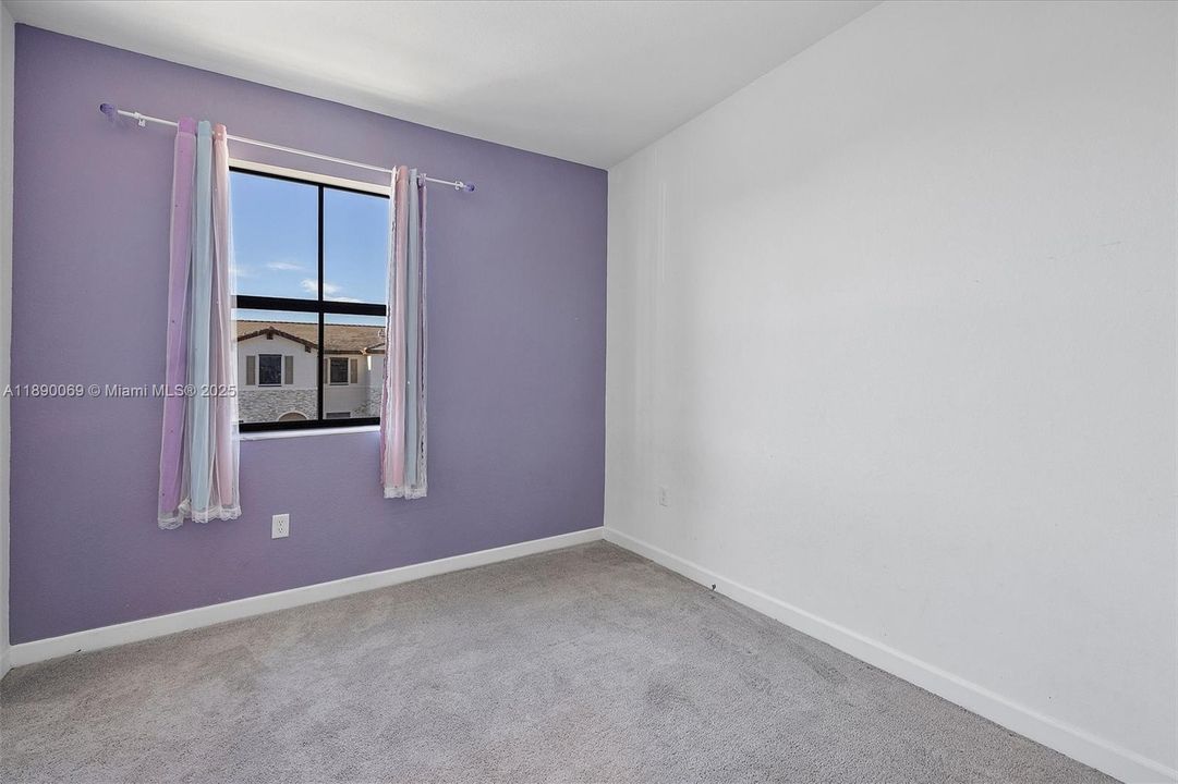 На продажу: $449,500 (3 спален, 2 ванн, 1587 Квадратных фут)