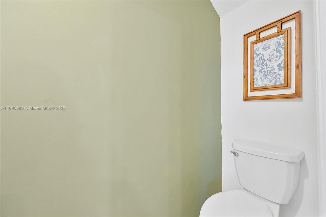 На продажу: $449,500 (3 спален, 2 ванн, 1587 Квадратных фут)