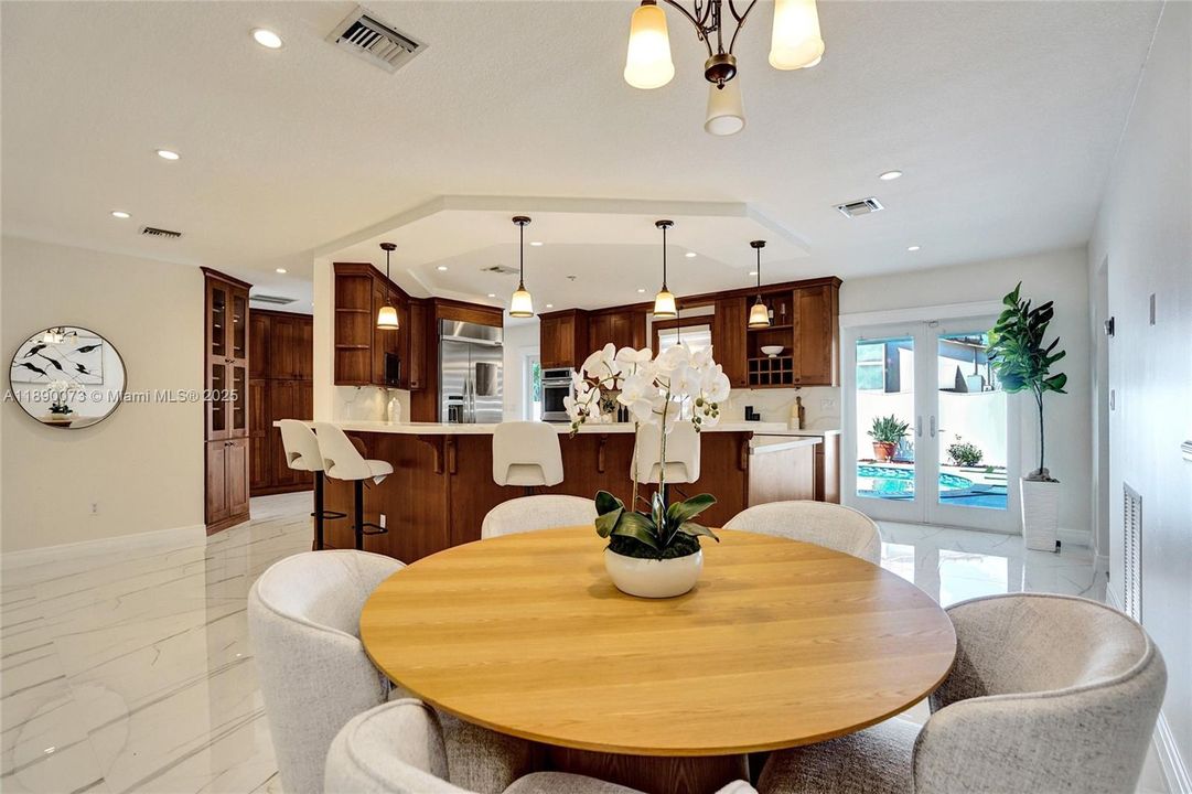 For Sale: $1,049,999 (4 beds, 3 baths, 2742 Square Feet)