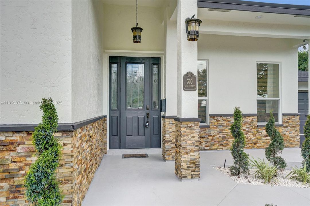 For Sale: $1,049,999 (4 beds, 3 baths, 2742 Square Feet)