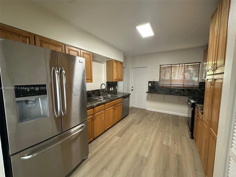 Active With Contract: $3,200 (4 beds, 2 baths, 1450 Square Feet)