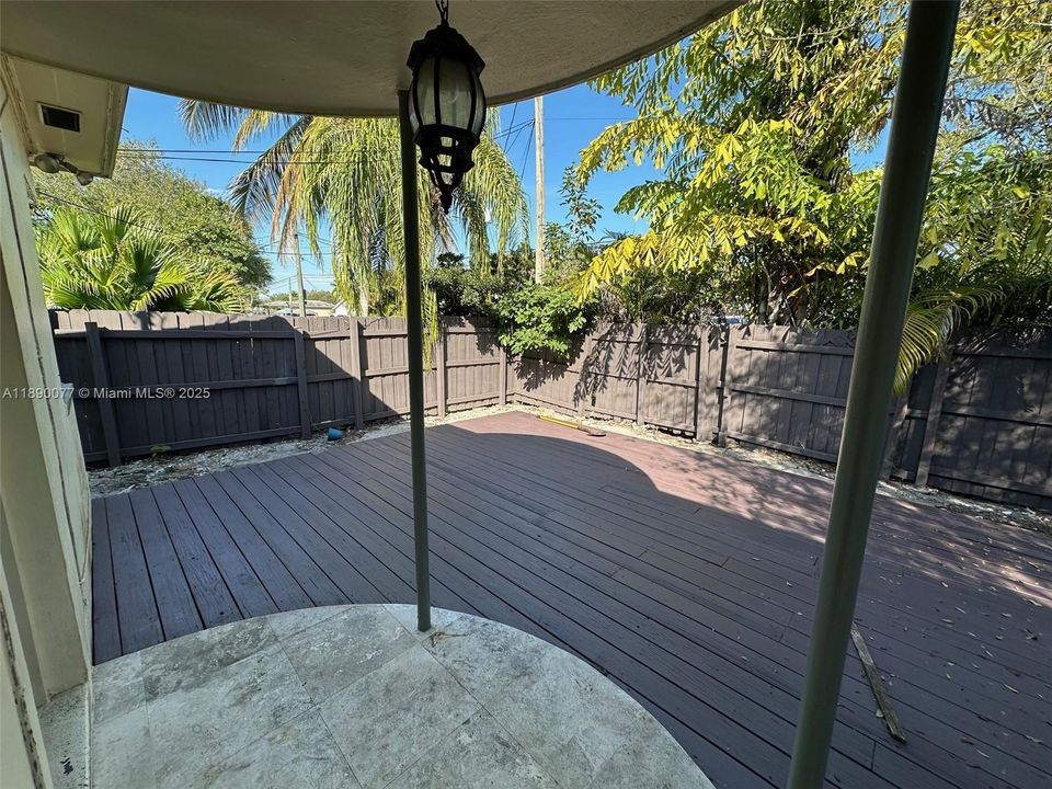 Active With Contract: $3,200 (4 beds, 2 baths, 1450 Square Feet)