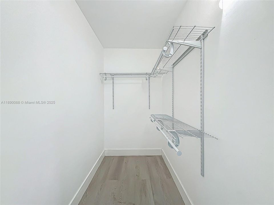 En Venta: $128,999 (2 camas, 2 baños, 880 Pies cuadrados)