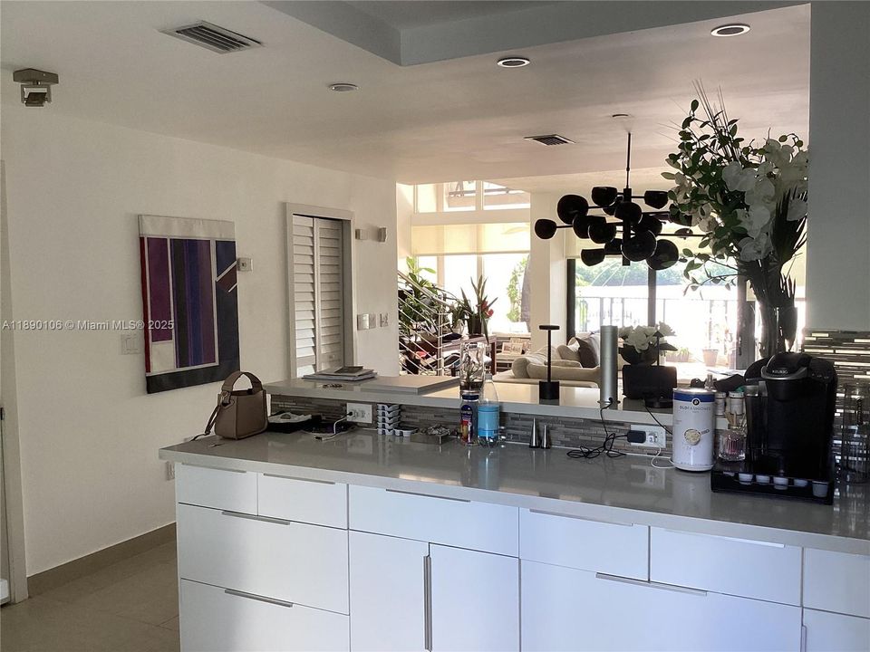 Active With Contract: $5,800 (3 beds, 2 baths, 2370 Square Feet)