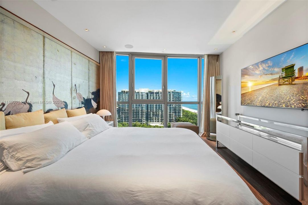 待售: $4,295,000 (2 贝兹, 2 浴室, 1279 平方英尺)