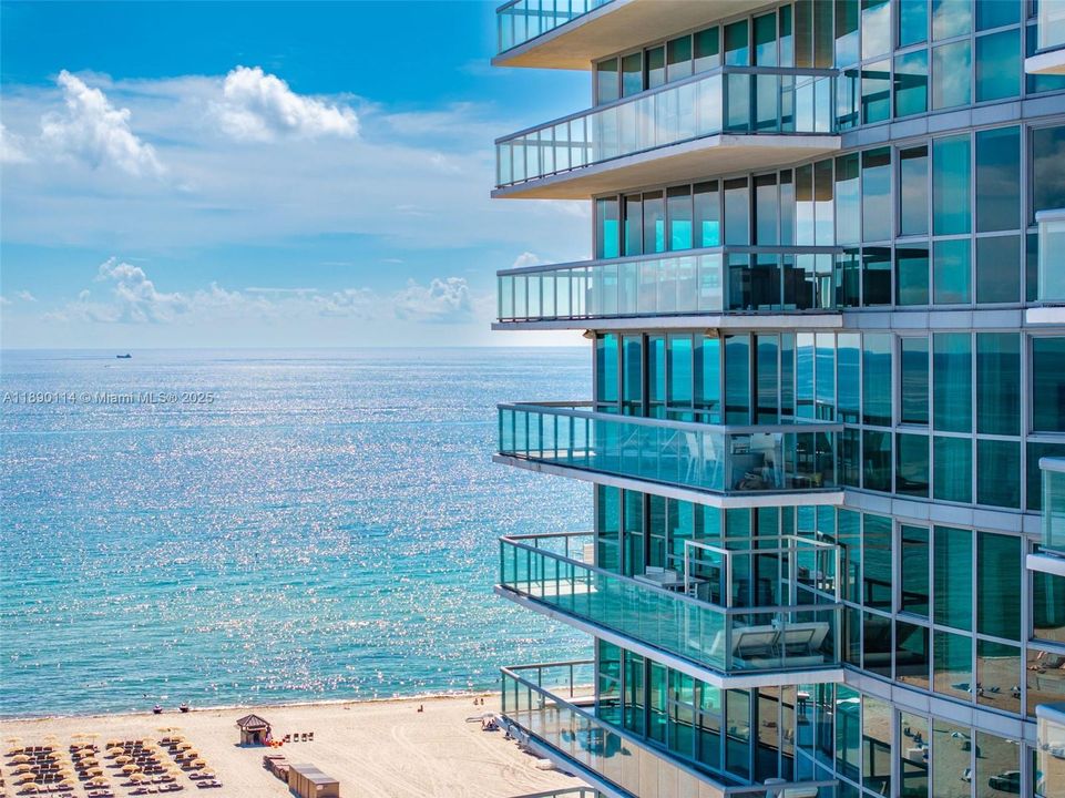 待售: $4,295,000 (2 贝兹, 2 浴室, 1279 平方英尺)