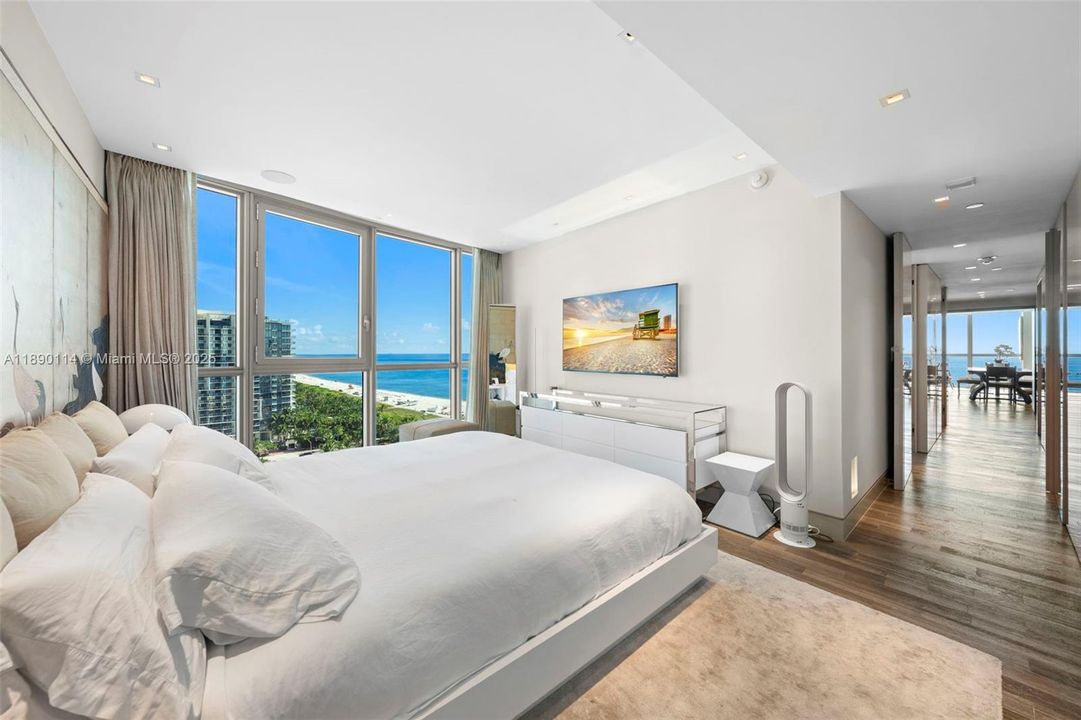 待售: $4,295,000 (2 贝兹, 2 浴室, 1279 平方英尺)