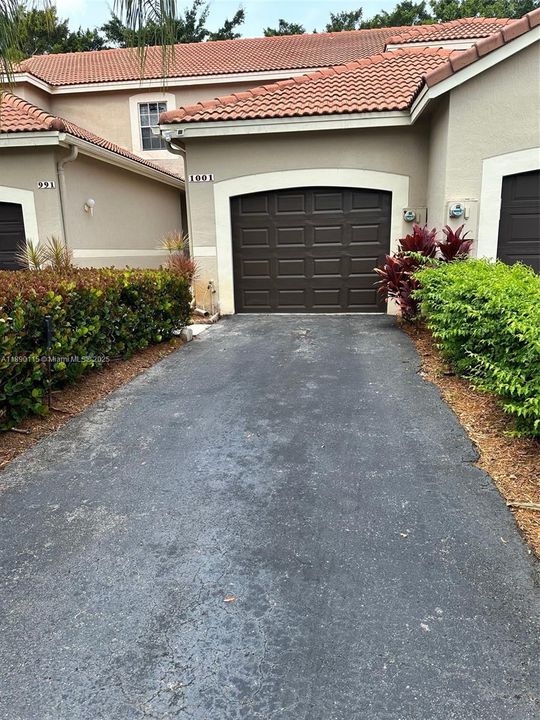 Недавно арендовано: $2,800 (2 спален, 2 ванн, 1131 Квадратных фут)